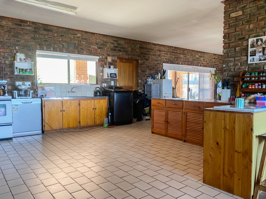 5 Bedroom Property for Sale in Dana Bay Western Cape